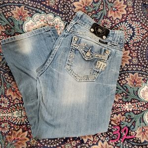 3 pair of miss me & 1 pair of rock revival